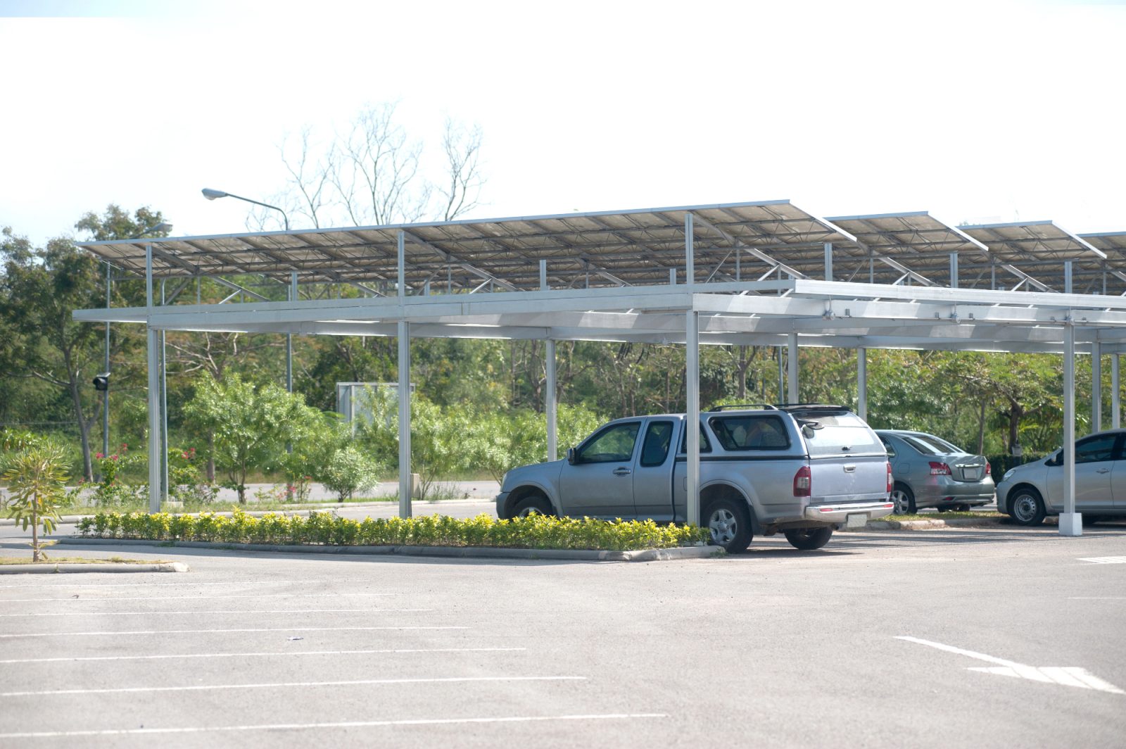 Nadstreški za avto so odlična zaščita